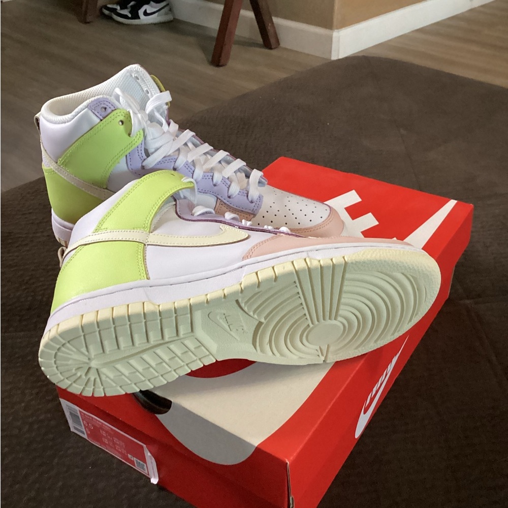 New Women’s Nike Dunk High 6.5 - Picture 6 of 7